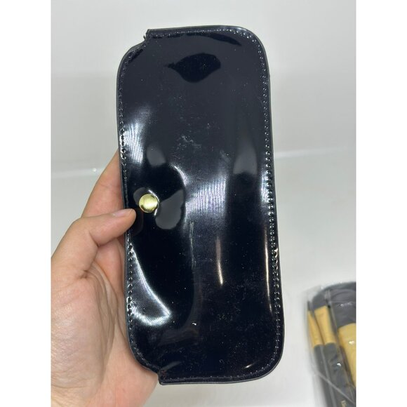 NEW Elizabeth-Arden 3-Piece Makeup Brush Set with Case – Essential Travel Kit - Picture 4 of 4